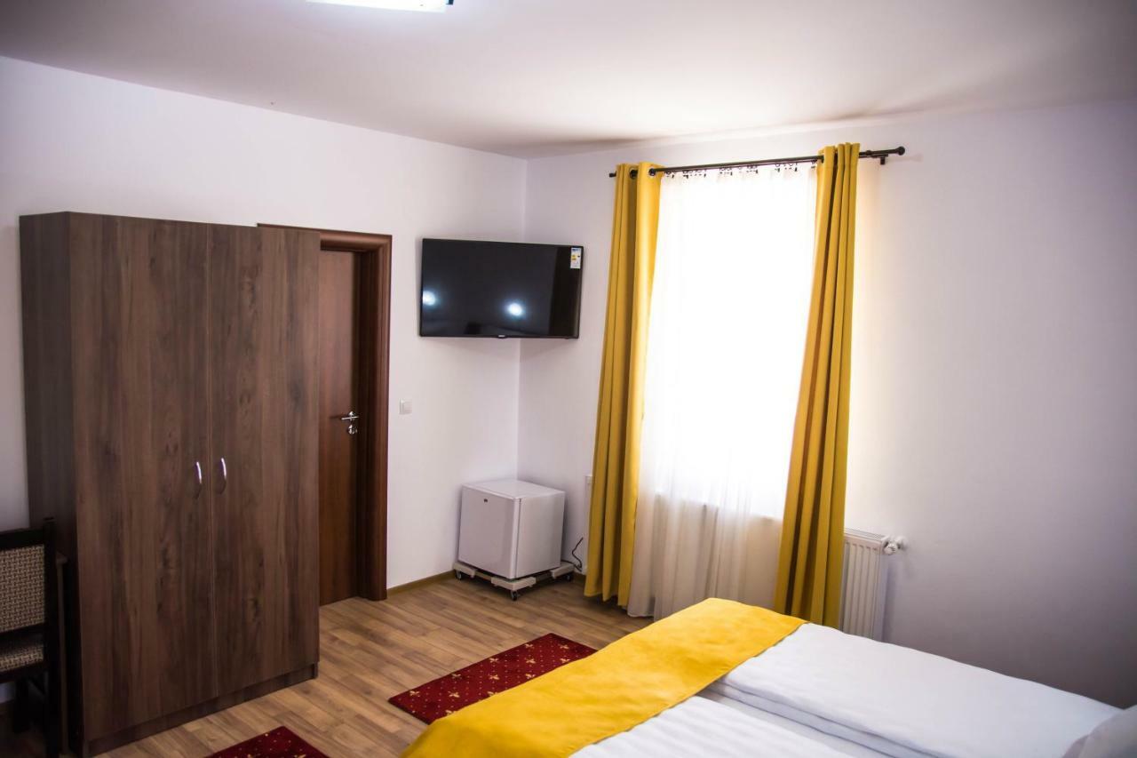 Pensiunea Iliada Sibiu Bagian luar foto